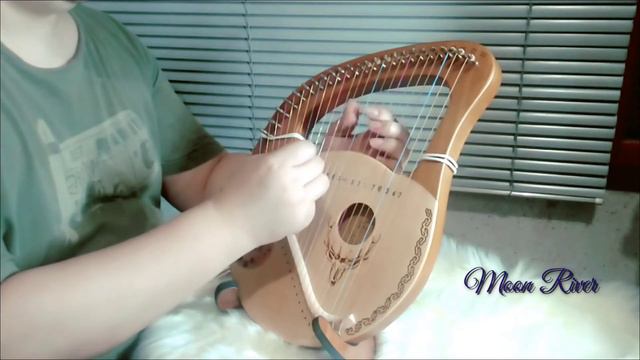 Moon River смотреть онлайн