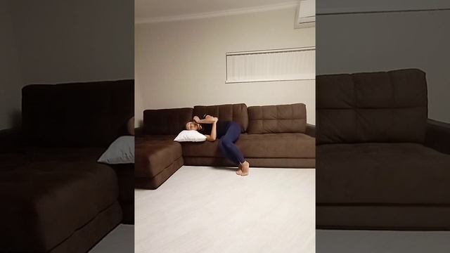 Как безопасно ложиться или вставать с кровати после родов.