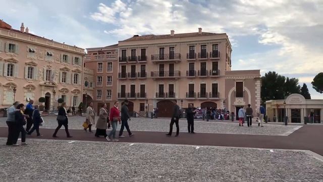Монако. Площадь у дворца смотреть онлайн