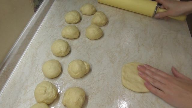 Булочки с вареньем из дрожжевого теста