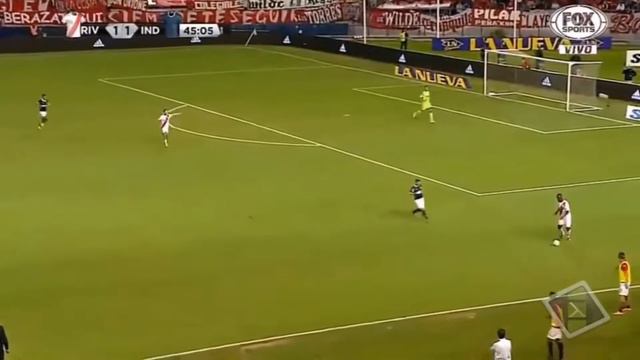 TUNEL DE EDER ALVAREZ BALANTA - RIVER PLATE VS INDEPENDIENTE смотреть онлайн