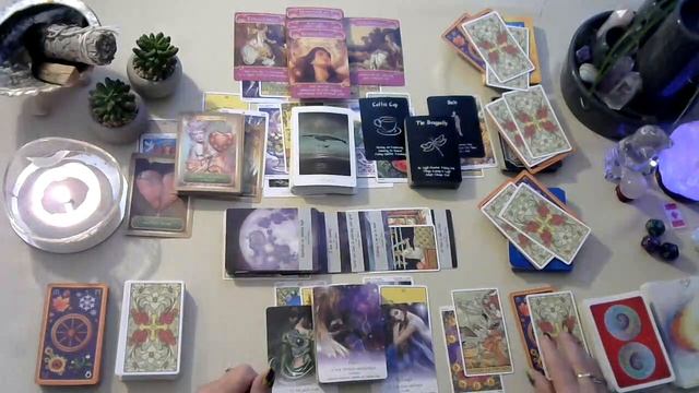 ⭐Drake & Future Spouse Astrology tarot reading for June 2023 He sure is a loving❤man & it shows❣ смотреть онлайн