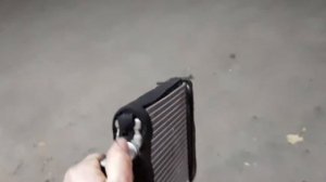 как устранить неприятный стук .грохот из под панели ЛАДА ПРИОРА.