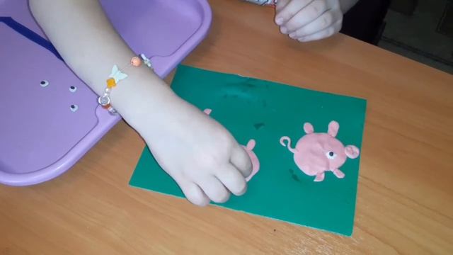 Делаем мини картину из пластилина      лепка пластилин звездочка