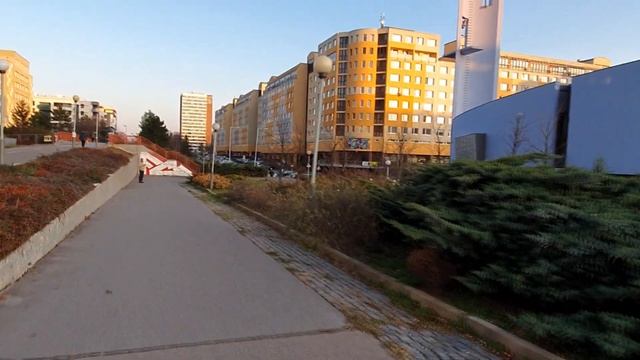 Julia's School. Отзыв о школе. К чему я оказался не готов при переезде в Чехию? смотреть онлайн