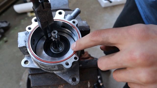 YD25 Navara Vacuum Pump Rebuild D40, D22, R51