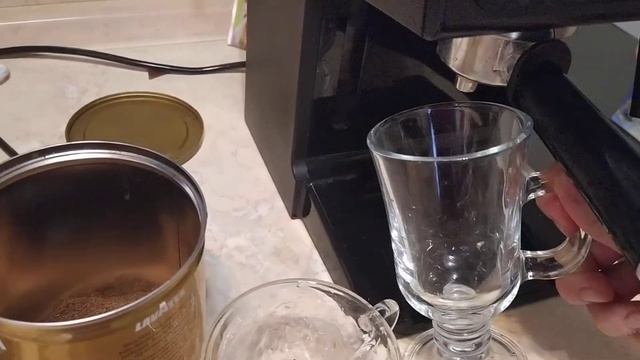 КАПУЧИНАТОР NESSPRESSO и НАСАДКА ДЛЯ ВЗБИВАНИЯ КАПУЧИНО В РОЖКОВОЙ КОФЕВАРКЕ Delonghi ecp31.21. смотреть онлайн