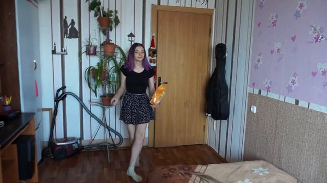 БАРАБАШКА В МОЕЙ КОМНАТЕ? ||ПРОПАДАЮТ ВЕЩИ||СКЕТЧ ||НОВЫЙ ЦВЕТ ВОЛОС смотреть онлайн