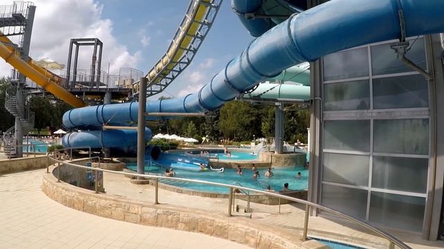 Twisting Tube Slides "Black Hole" & "Cevni Tobogan" at Terme 3000 смотреть онлайн