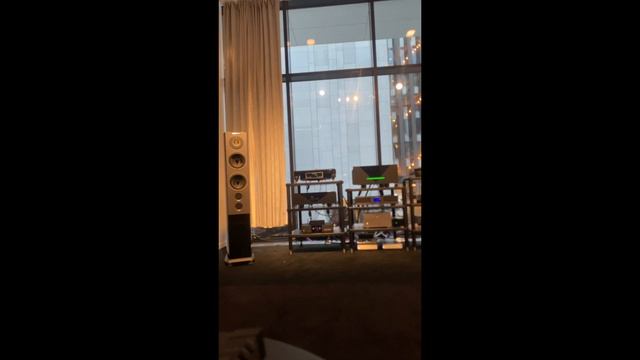 Unboxing The World's Most Expensive CD-Player - Gryphon Ethos