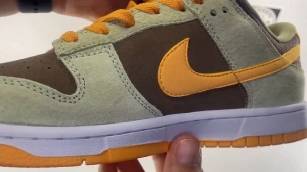 Кроссовки Nike Dunk Low