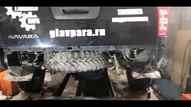 Установка заднего силового бампера OJ на Nissan Navara D40 смотреть онлайн