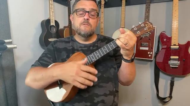 Learn To Play Top Of The World with Dan смотреть онлайн