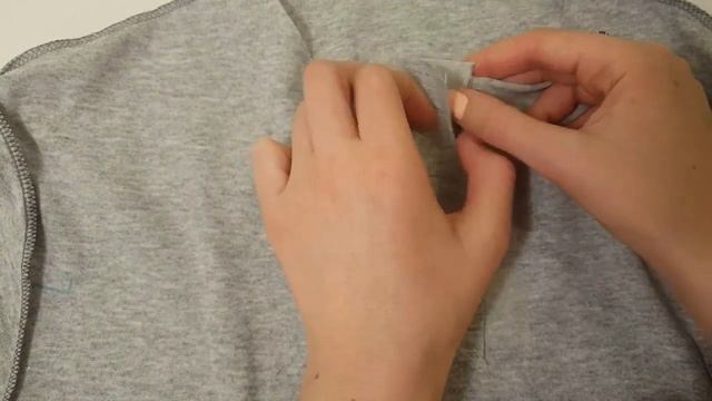 Как сшить футболку Поло. Обработка застежки и воротника Поло. смотреть онлайн