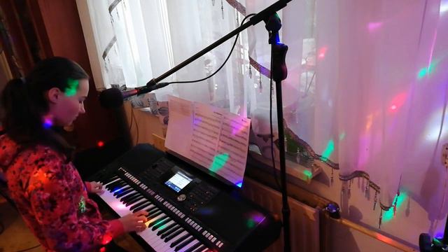 Oczy migdałowe Iness Cover Wiktoria Brzezińska смотреть онлайн