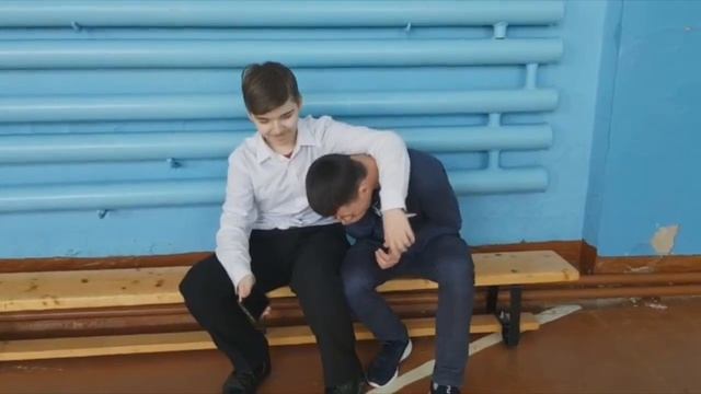 Поздравление для девочек. 8 марта. 9 класс. 1 часть подарка.❤❤? смотреть онлайн