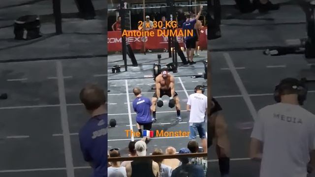 Antoine DUMAIN joue avec les Dumbells de 30 KG French Elite ?? смотреть онлайн