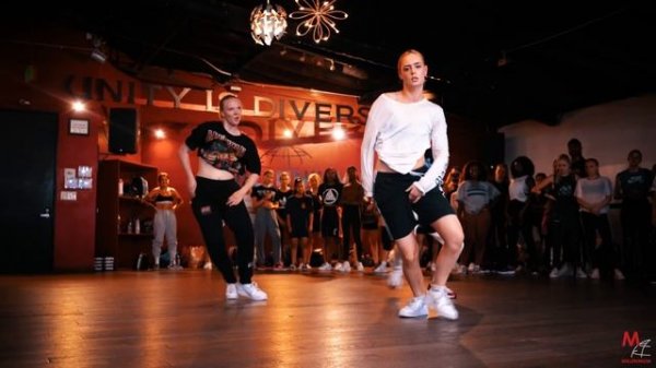 JUICE - Chris Brown | Choreography by Alexander Chung