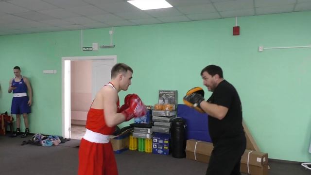 Иван Володин о подарках в детский дом "Ласточка" смотреть онлайн