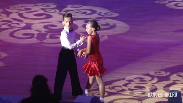 Grigorenko Ivan - Cheremukhina Olga, Final Rumba смотреть онлайн