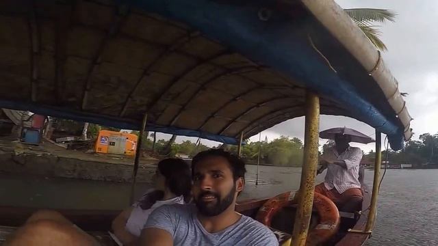 Backwater Bonanza featuring Captain Vijay - Alleppuzha, Kerala смотреть онлайн