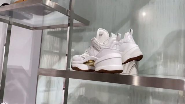 MICHAEL KORS SHOPPING MALL |WHAT’S INSIDE AND WHAT TO BUY?LETS BUY SHOES👟