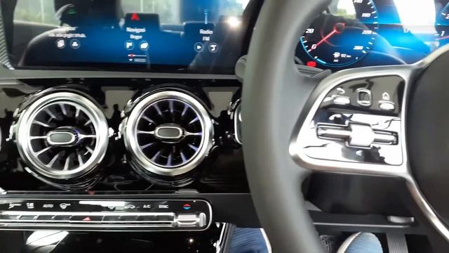 Mercedes Benz A200 Sedan Progressive Line 2022 | Review Indonesia смотреть онлайн