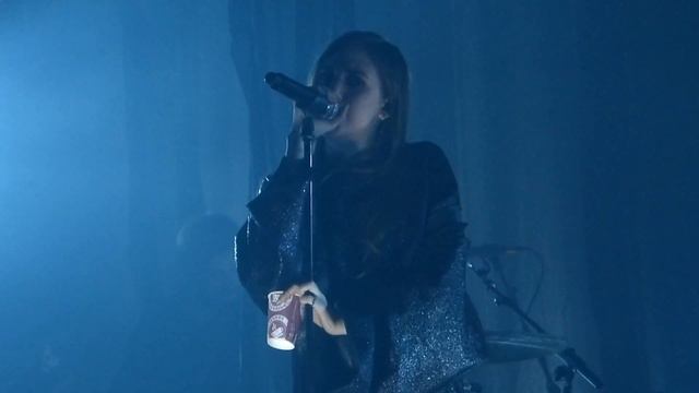 Lykke Li - Silver Springs (Fleetwood Mac) live Albert Hall, Manchester 15-11-14 смотреть онлайн