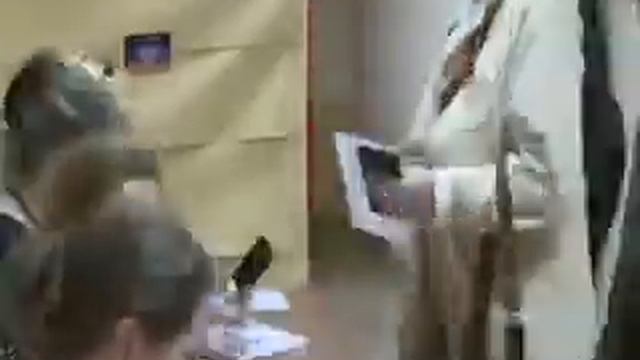 Порошенко нагло обманывает Украинский народ смотреть онлайн