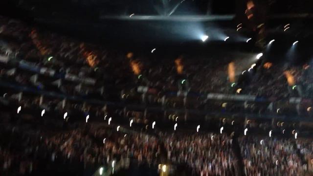 ISR:Robbie Williams "Preview Take the Crown tour 2013 " Live from O2 Arena London. 24 November 2012 смотреть онлайн
