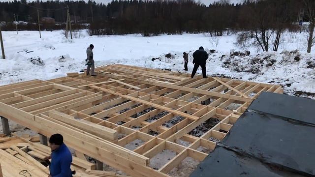 Как зимой построить каркасный дом 85м² своими руками | Стены Часть 1. смотреть онлайн