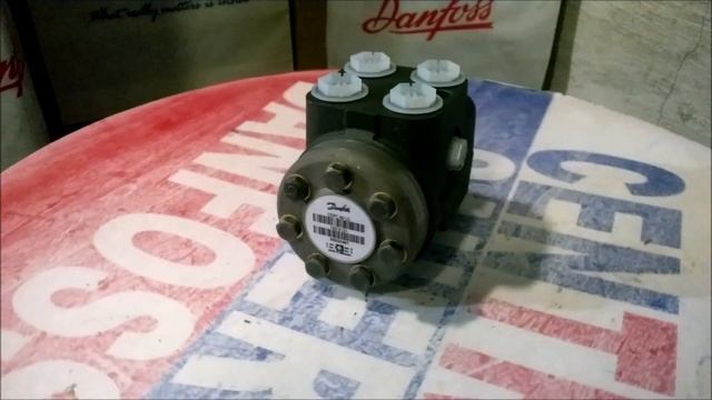 Насос дозатор OSPC 80 LS Наличие! 150 3121, для погрузчиков Sauer Danfoss гидроруль смотреть онлайн