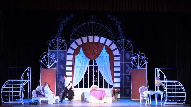 "Летучая мышь" в роли Розалинды О.Склярова смотреть онлайн