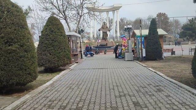 Великий шёлковый путь tour. Фергана. Центральный парк и памятник Аль-Фаргони смотреть онлайн