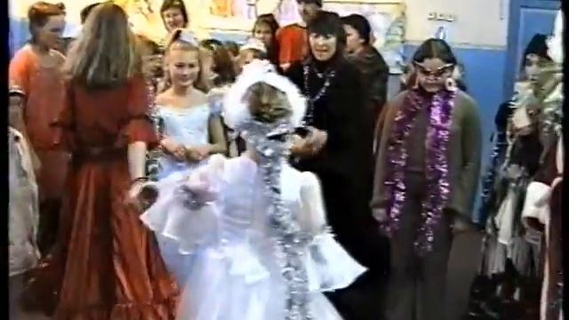 Новогодний Праздник в Школе 22.12.2005 смотреть онлайн