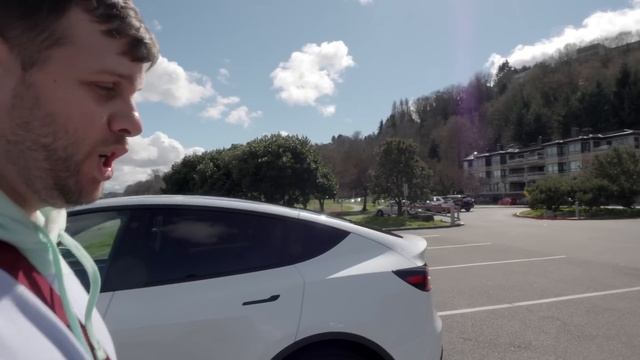 Новый Автомобиль грузчика-водителя в США, мувера в Америке, Tesla Model Y смотреть онлайн