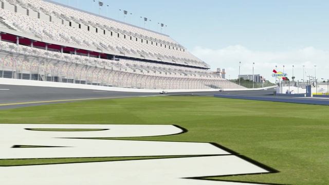 BMW M Hybrid V8 Vs BMW LMR V12 At Daytona Circuit