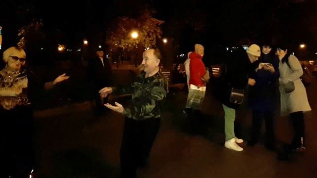 Поспели вишни в саду у дяди Вани!!!Народные танцы,сад Шевченко,Харьков!!! смотреть онлайн