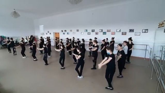 Мастер класс индийского танца. смотреть онлайн