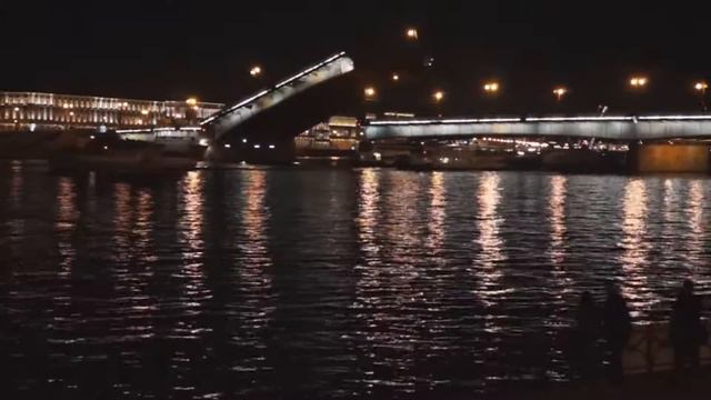 Разводной мост в Питере смотреть онлайн