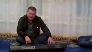 пэтя дэмко поёт от души!