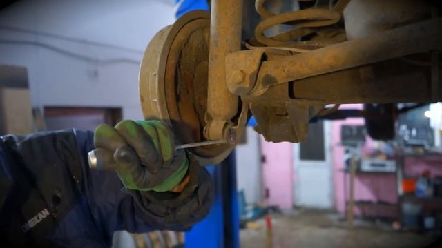 часть 3! разварки, пилим арки, завариваем дифф!Тазы валят!проект "В RDS за 100000"!!! Иж ОДА корч! смотреть онлайн