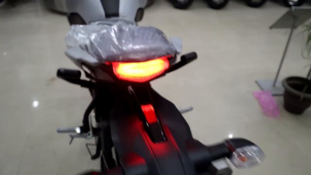 2021 New Yamaha MT-15 BS6 With All New Features | Price, Colours, Mileage , Review in Hindi смотреть онлайн