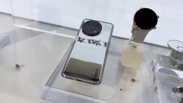 OPPO Integrated Glass Concept Phone - OPPO FIND X6 PRO? смотреть онлайн