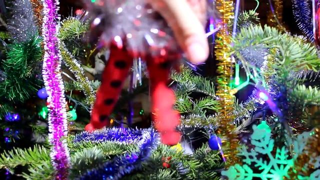 ПОДАРКИ НА НОВЫЙ ГОД ? Открываем подарки на НОВЫЙ ГОД 2018! OPENING CHRISTMAS PRESENTS! смотреть онлайн