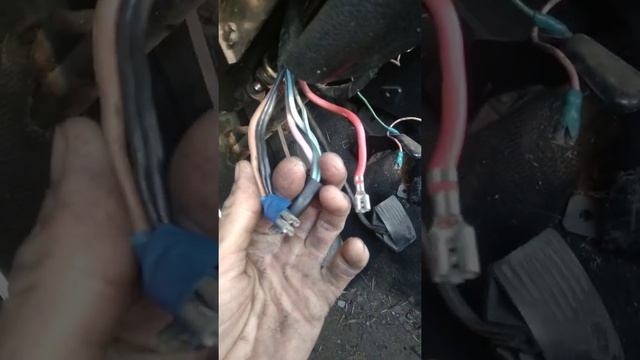 Как завести жигули без ключа. Ключ заклинило в замке зажигания