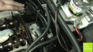 Замена прокладки гидронатяжителя цепи (фазорегулятора) VW Passat B5.