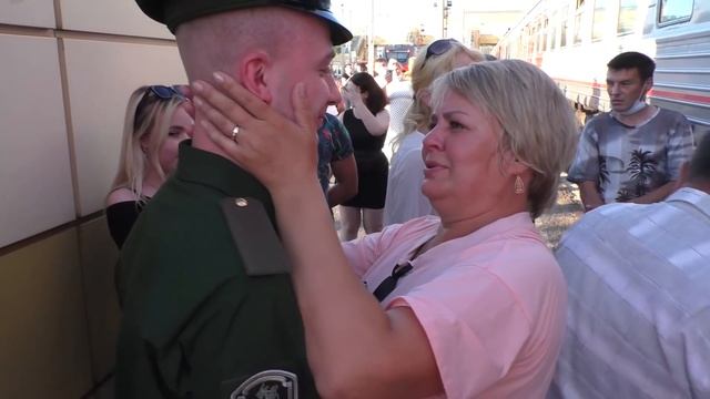 ДМБ 2021. Сегодня встретила сына из армии. Тяжелый год позади. смотреть онлайн