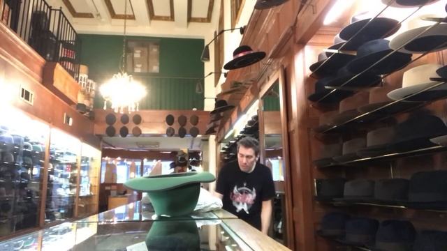 Newsboy & Flat Caps- ALL THE BASIC INFO смотреть онлайн