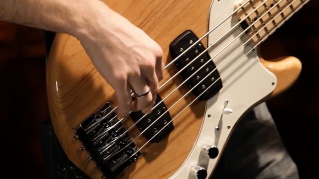 Pete Griffin Jams on the Fender American Deluxe Dimension Bass V HH | Fender смотреть онлайн